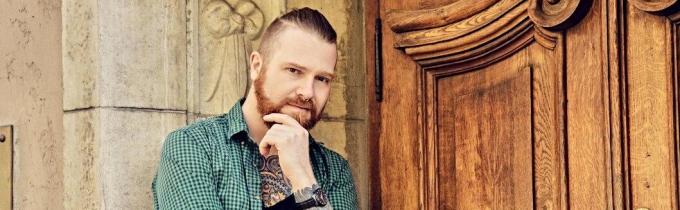 Job: London. {£15p/h} Seeking Striking Male Model (Age 40-55, 6'1''–6'2'') with Beard & Tattoos for Project